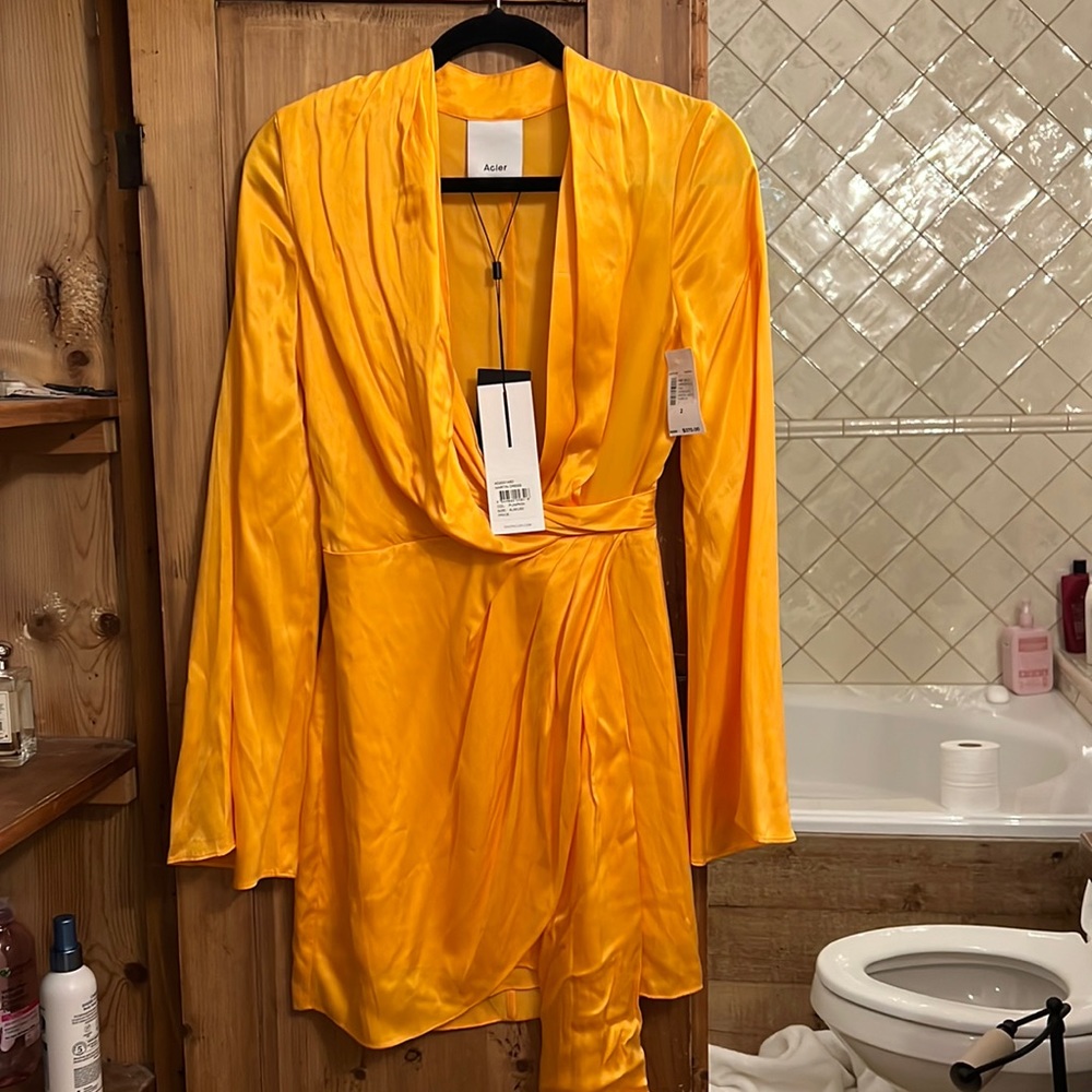 Acler dress. Orange Martin dress size 2. NWT. New with tags
